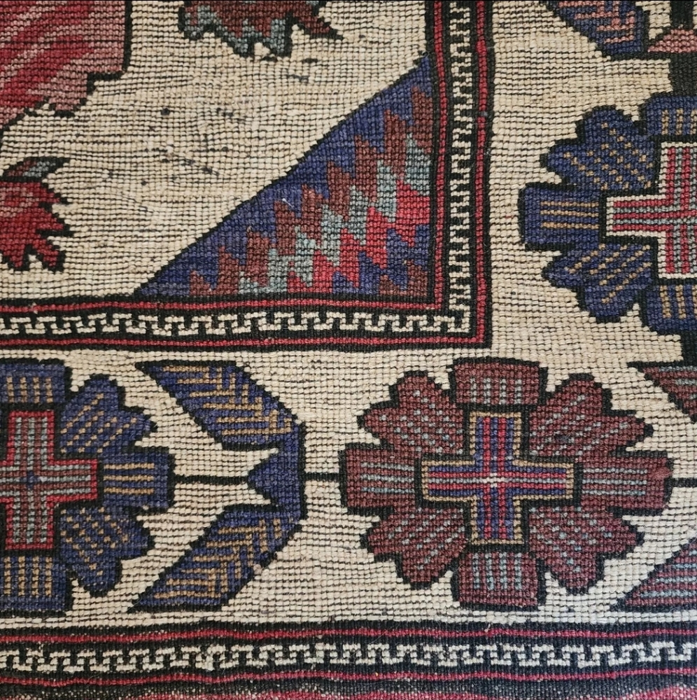 Vintage Strawberries Turkish Carpet 6'x 4' - handmade, wool, natural dyes - Picture 6 of 6